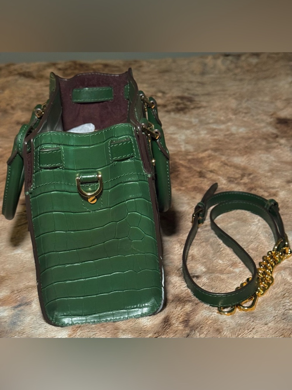 Michael Kors Green Croc-Embossed Satchel with Gold Hardware - Picture 5 of 9